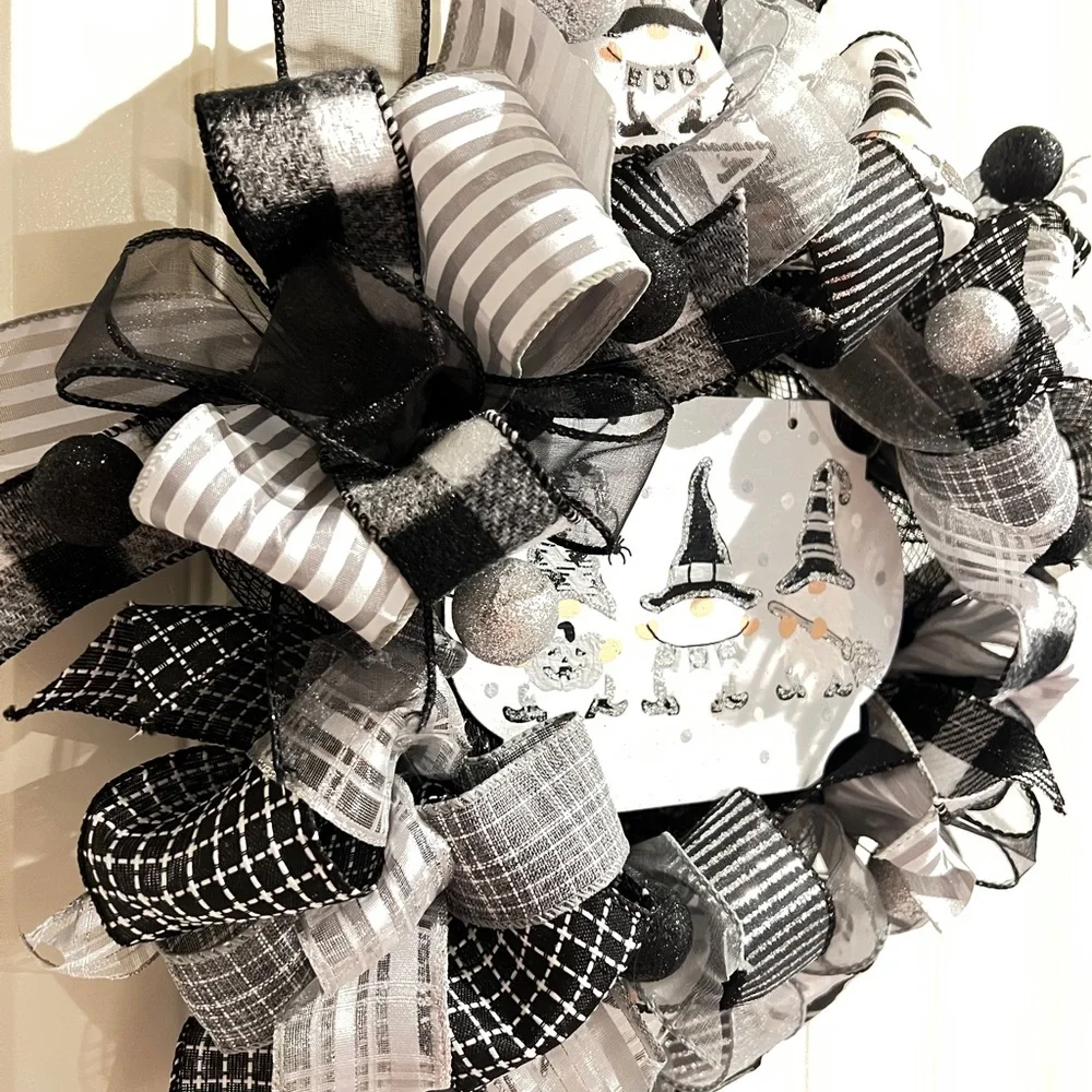 13 inch Halloween Ribbon Wreath Black White Gnome MW2